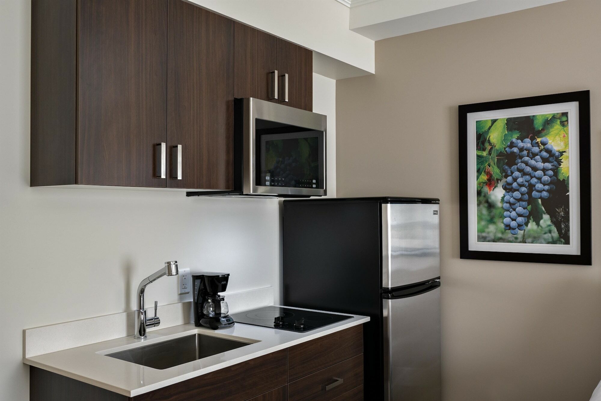Coast Oliver Hotel Екстер'єр фото