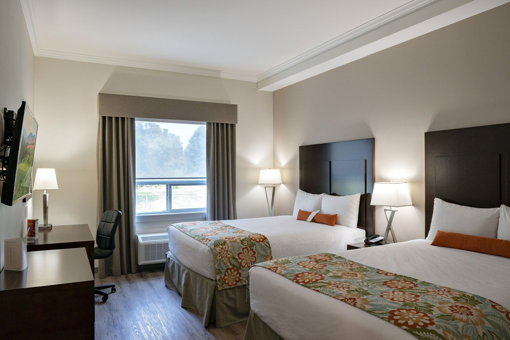 Coast Oliver Hotel Екстер'єр фото