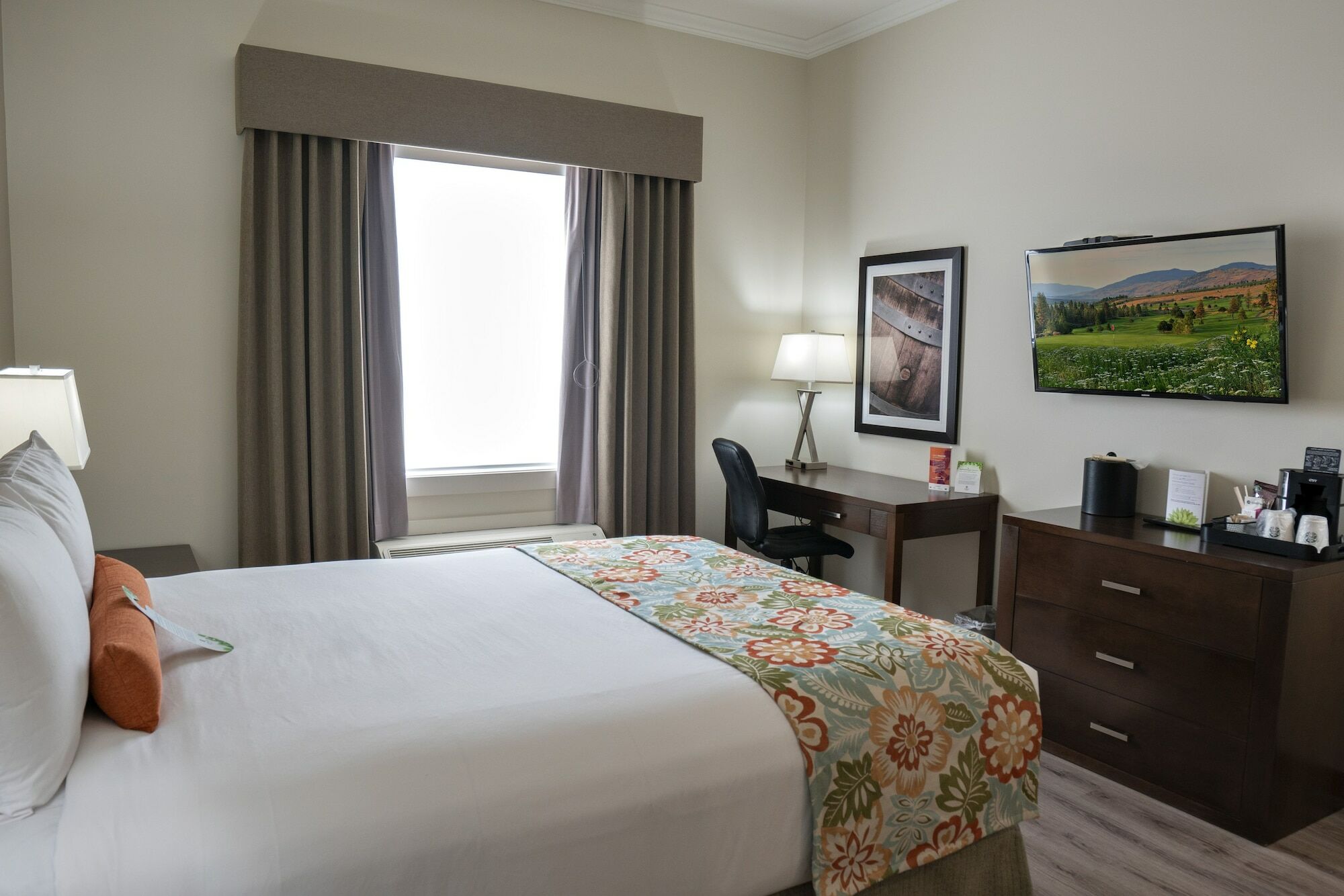 Coast Oliver Hotel Екстер'єр фото
