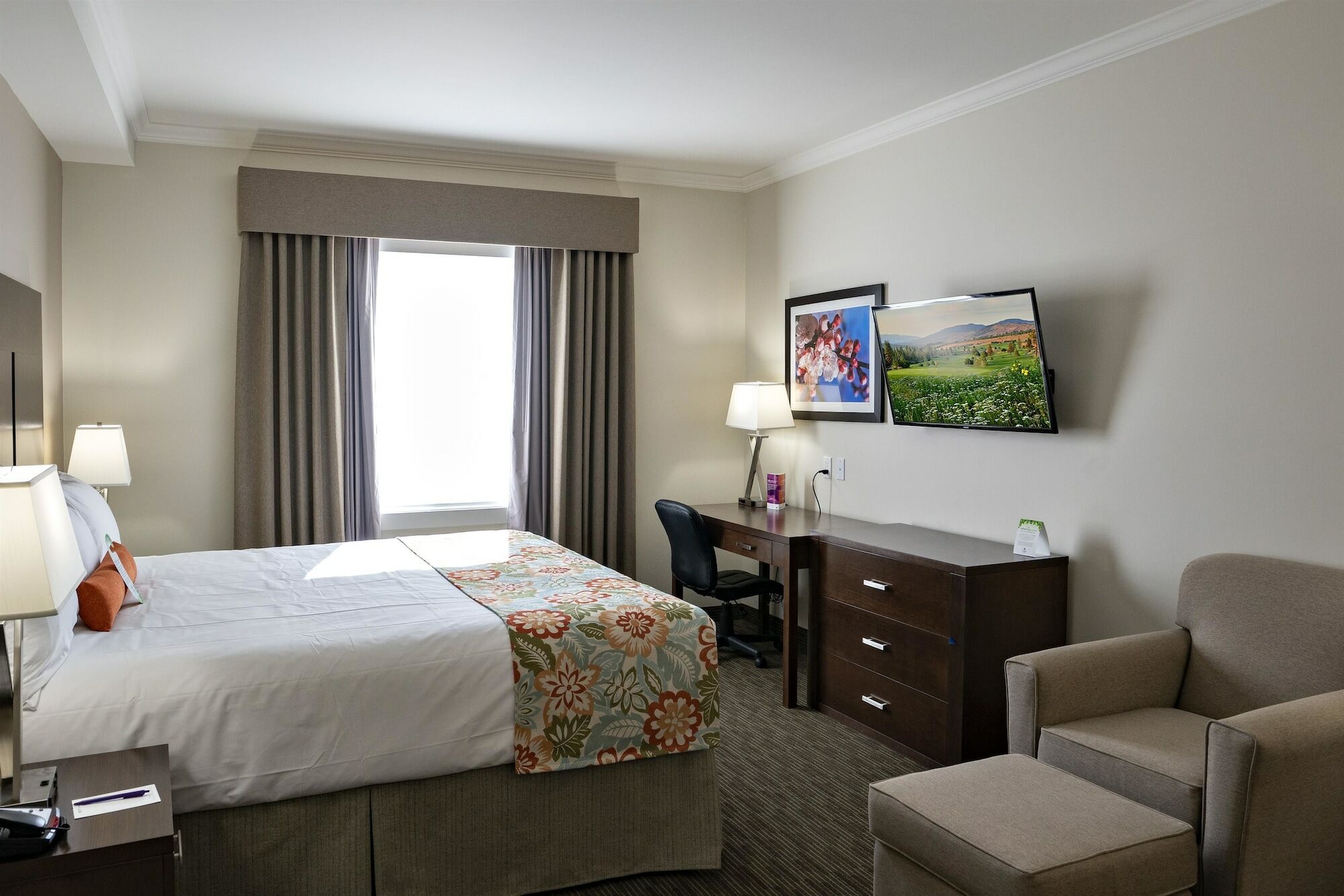Coast Oliver Hotel Екстер'єр фото