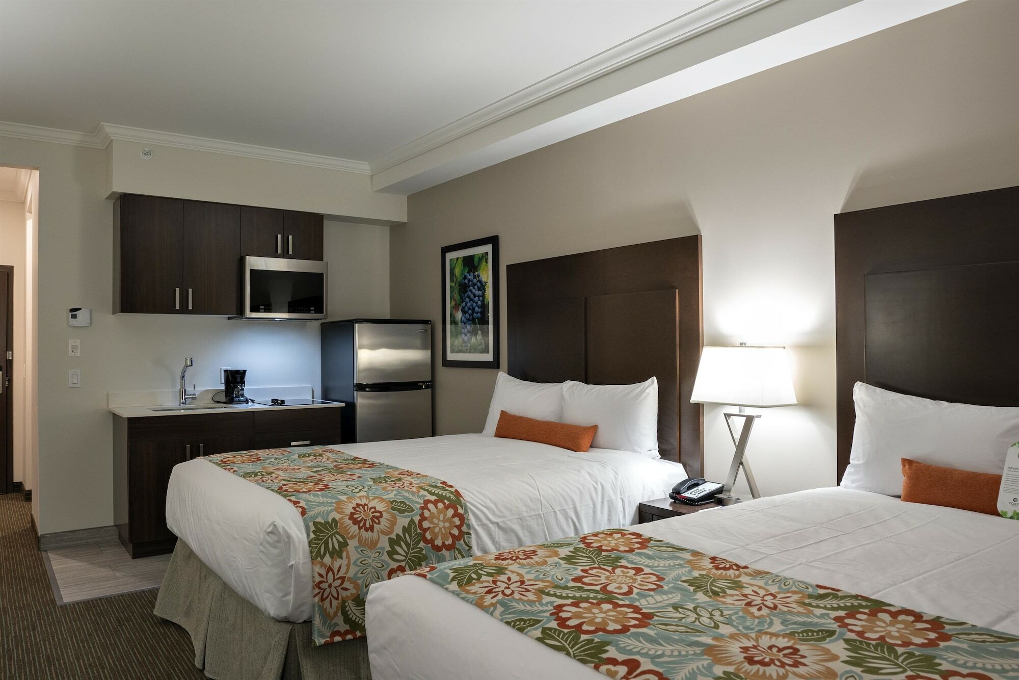 Coast Oliver Hotel Екстер'єр фото