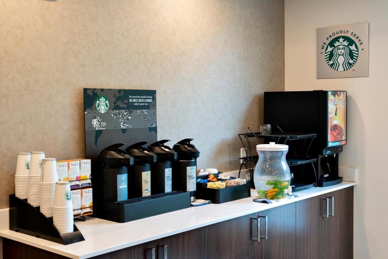 Coast Oliver Hotel Екстер'єр фото